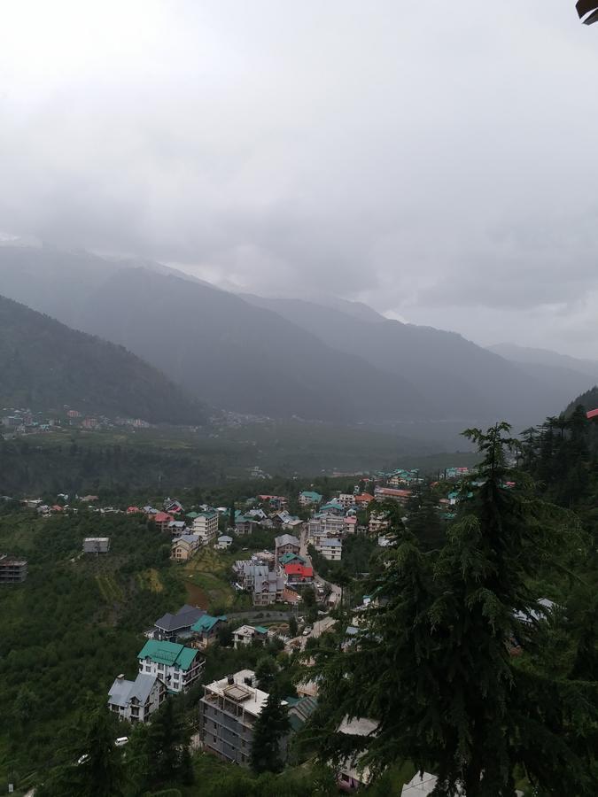 Hotel Seven Hills Manali Exterior foto
