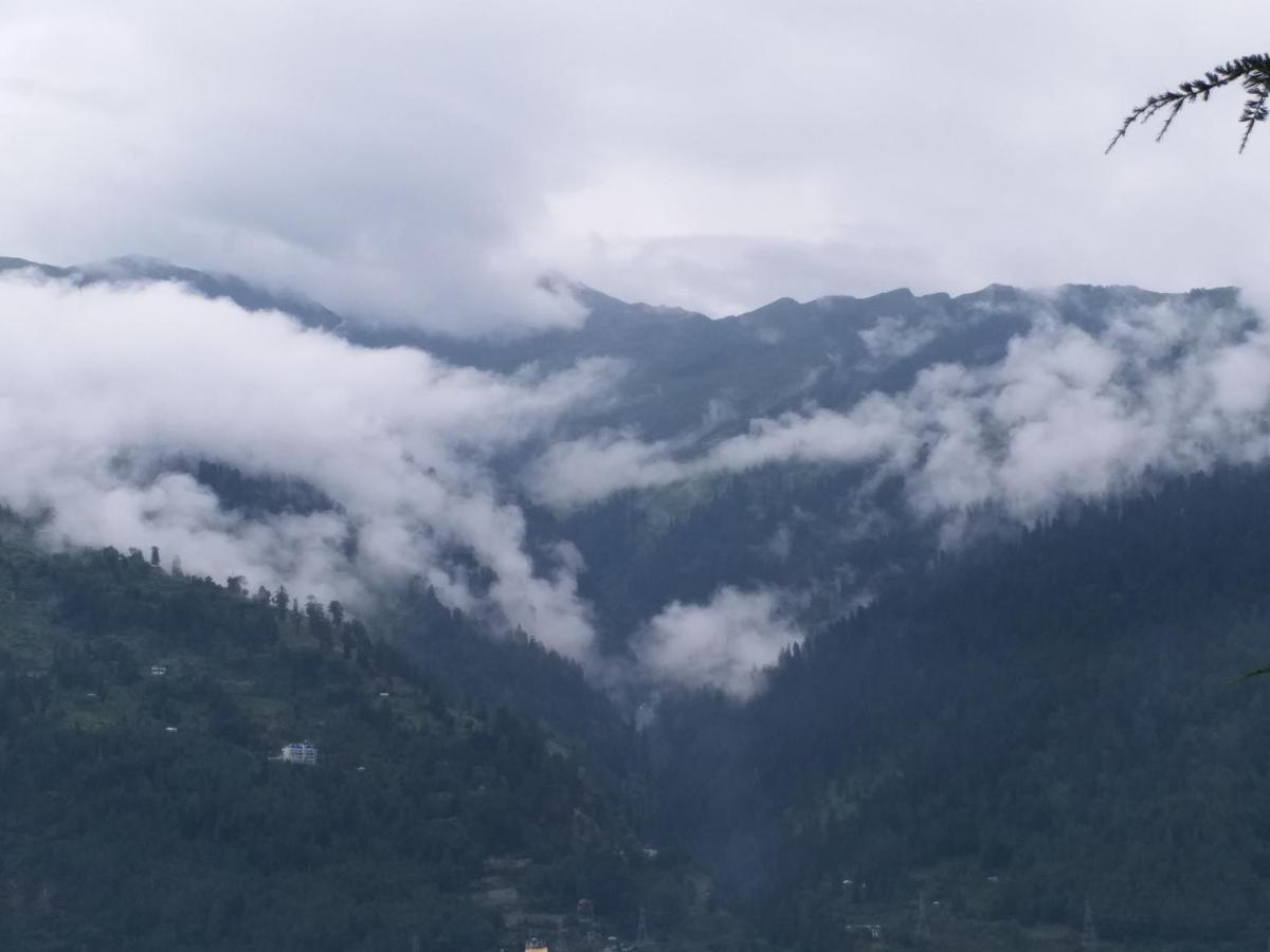 Hotel Seven Hills Manali Exterior foto